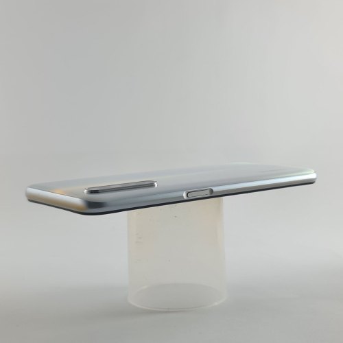 Смартфон realme 6 8/128Gb White USED **