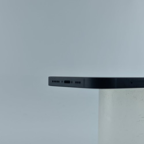 Смартфон Apple iPhone 13 128GB Midnight, A2633 USED **