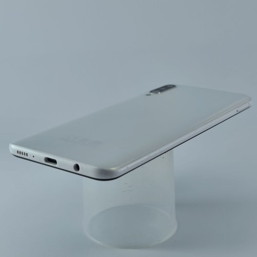 Смартфон Samsung Galaxy A30s 32 GB White USED **