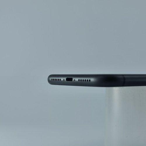 Смартфон Apple iPhone 11 128 GB Black USED **