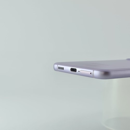 Смартфон Samsung Galaxy S21 FE 5G (G990B) 128Gb Lavender (SM-G990BLVDSEK) USED **