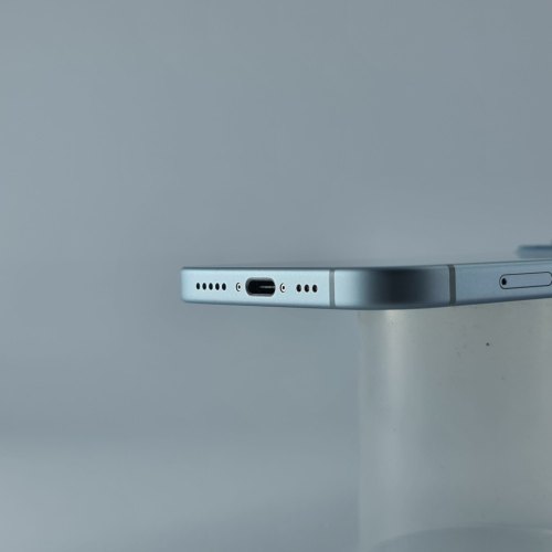 Смартфон iPhone 15 128GB Blue,Model A3090 USED **