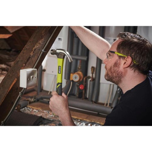 Молоток столярний Ryobi RHHCC560, 560г, магнітний утримувач, руків'я зі скловолокна (5132006034)