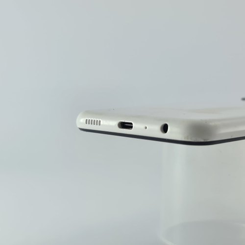 Смартфон Samsung Galaxy A13 (A135F) 64Gb White (SM-A135FZWVSEK) USED **