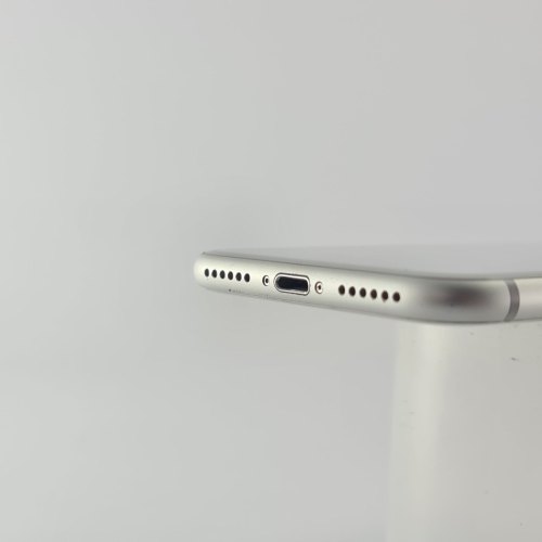 Смартфон iPhone 8 64GB Silver, model A1905 USED **