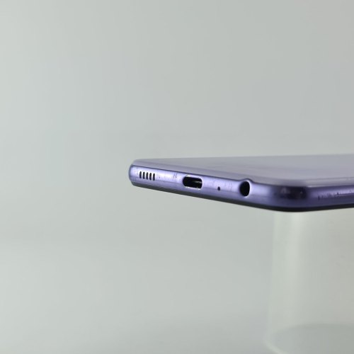 Смартфон Samsung Galaxy A52 (A525F) 128Gb Light Violet (SM-A525FLVDSEK) USED **