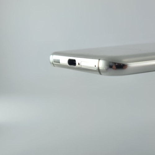 Смартфон Samsung Galaxy S21 (G991B) 128Gb Phantom White (SM-G991BZWDSEK) USED **