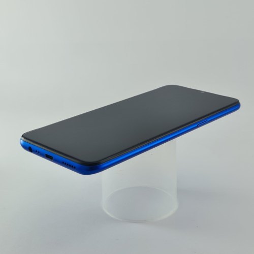 Смартфон realme 5 3/64Gb Crystal Blue USED **