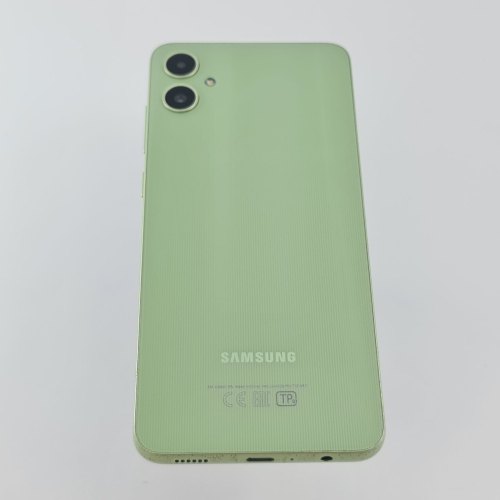 Смартфон Samsung Galaxy A05 (A055F) 128Gb Light Green (SM-A055FLGGSEK) USED **