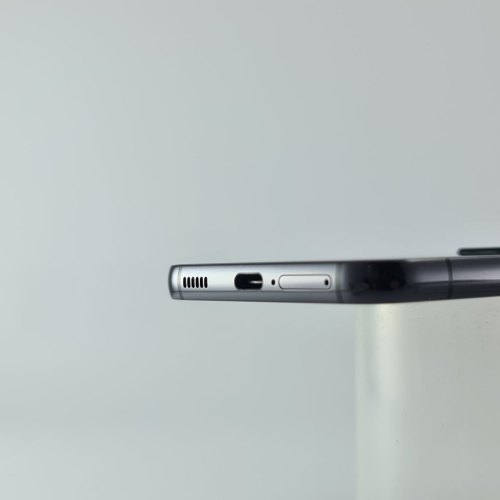 Смартфон Samsung Galaxy S22 (S901B) 256Gb Phantom Black (SM-S901BZKGSEK) USED **