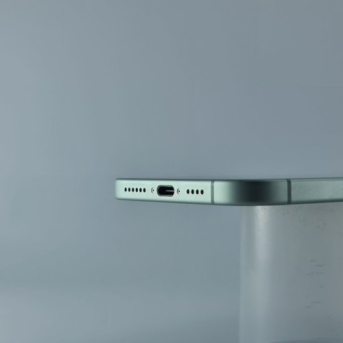 Смартфон iPhone 15 Plus 256GB Green,Model A3094 USED **