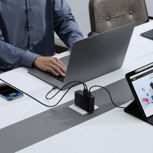 Мережевий зарядний пристрій Baseus GaN5 Pro Digital Fast Charger, 1xUSB Type-A/2xUSB Type-C, 160W, кабель, EU, Cluster Black (P10110825113-00)