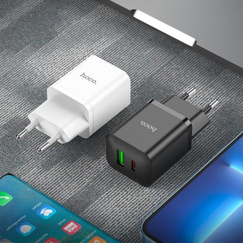 Мережевий зарядний пристрій Hoco N28 Founder, PD 20W, QC 3.0, Black (6931474783509)
