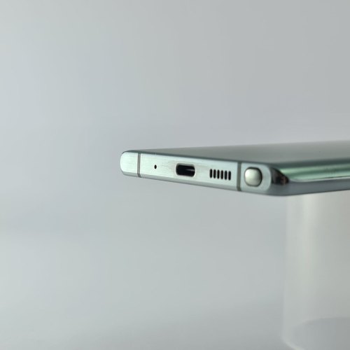 Смартфон Samsung Galaxy Note 20 256 GB Green USED **