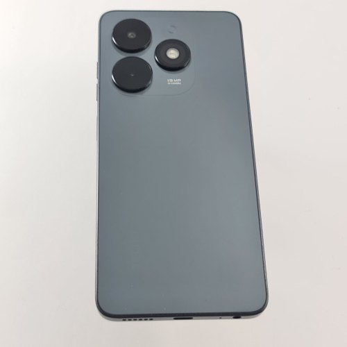 Смартфон TECNO Spark Go 64 GB Gravity Black USED **