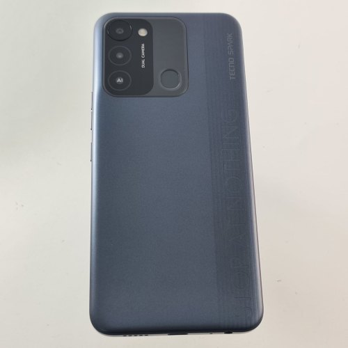 Смартфон TECNO Spark 8C 64 GB Magnet Black USED **