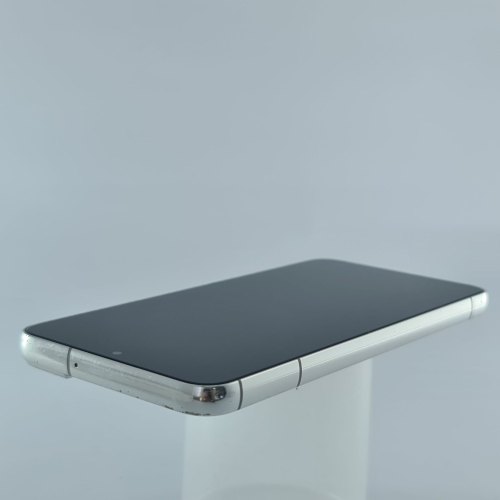 Смартфон Samsung Galaxy S22 128 GB Phantom White USED **