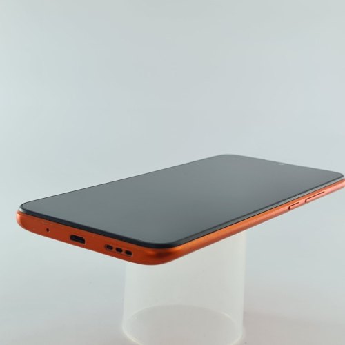Смартфон Xiaomi Redmi 9C 64 GB Sunrise Orange USED **