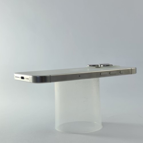 Смартфон Apple iPhone 15 Pro 256 GB White Titanium USED **