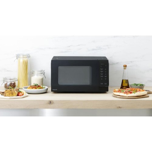 Мікрохвильова піч Panasonic NN-ST34NBZUE