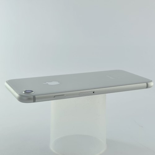 Смартфон Apple iPhone 8 64 GB Silver USED **