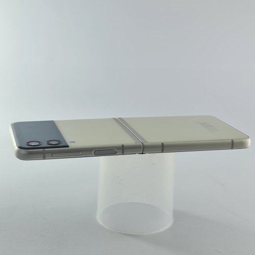 Смартфон Samsung Galaxy Flip 3 128 GB Cream White USED **
