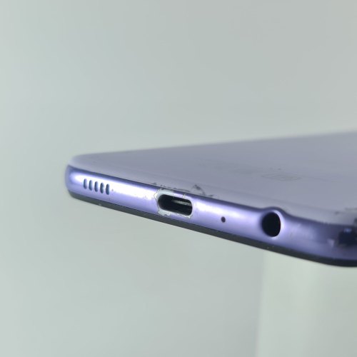 Смартфон Samsung Galaxy A52 128 GB Light Violet USED **