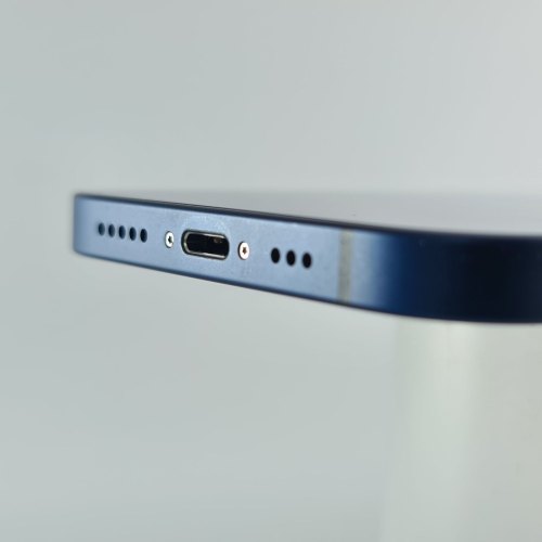 Смартфон Apple iPhone 12 64 GB Blue USED **
