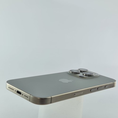 Смартфон Apple iPhone 15 Pro 128 GB Natural Titanium USED **