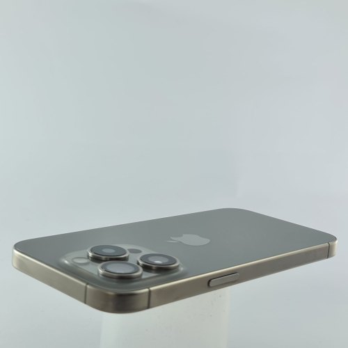 Смартфон Apple iPhone 15 Pro 128 GB Natural Titanium USED **