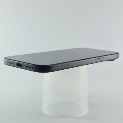 Смартфон Apple iPhone 15 128 GB Black USED **