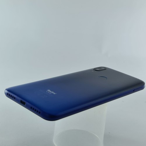 Смартфон Xiaomi Redmi 7 32 GB Eclipse Black USED **
