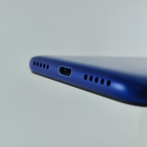 Смартфон Xiaomi Redmi 7 32 GB Eclipse Black USED **