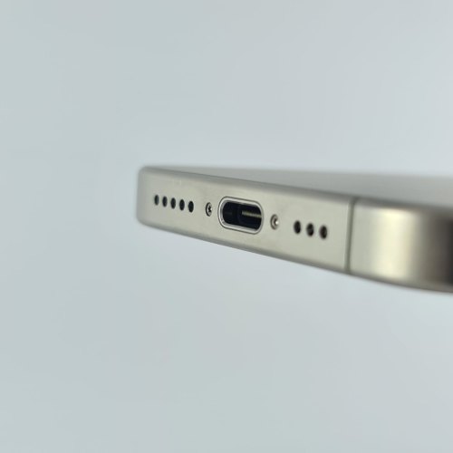 Смартфон Apple iPhone 15 Pro 256 GB Natural Titanium USED **