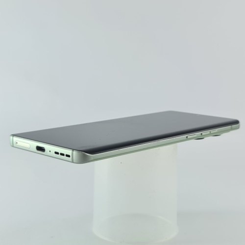 Смартфон MOTOROLA Moto Edge 40 256 GB Nebula Green USED **