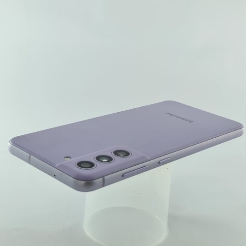 Смартфон Samsung Galaxy S21 FE 5G 128 GB Lavender USED **