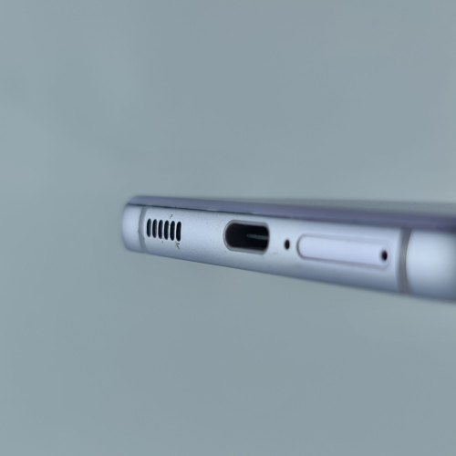 Смартфон Samsung Galaxy S21 FE 5G 128 GB Lavender USED **