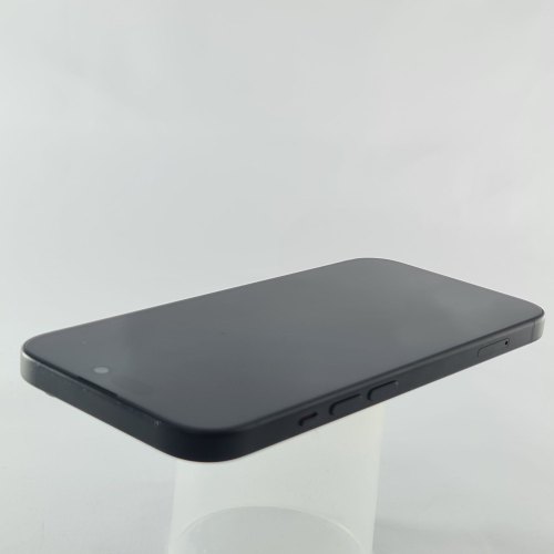 Смартфон Apple iPhone 15 128 GB Black USED **