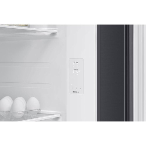 Холодильник Samsung RS70F65Q1FUA, загальний об'єм 659л, холодильник 420л, морозильна камера 239л, дисплей, електронне керування, Wi-Fi