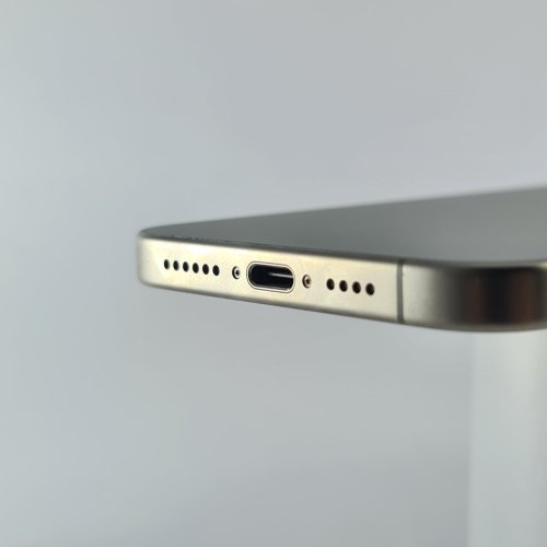 Смартфон Apple iPhone 15 Pro Max 512 GB Natural Titanium USED **