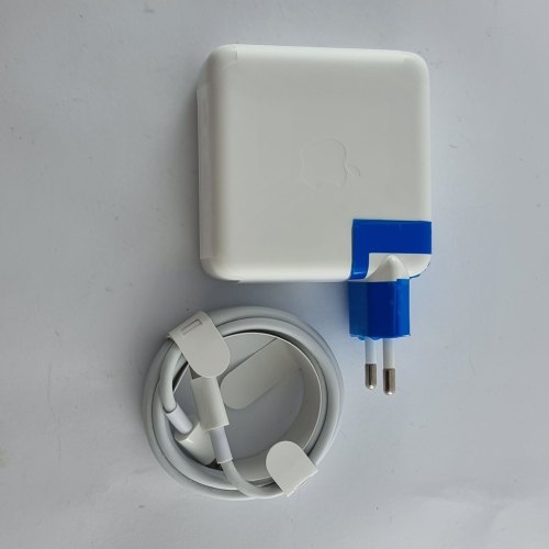 Ноутбук MacBook Pro 13 with Touch Bar Intel Core i7, 32 GB, 512 GB, Space Gray USED ** (2CZ0Y6000YF00501)