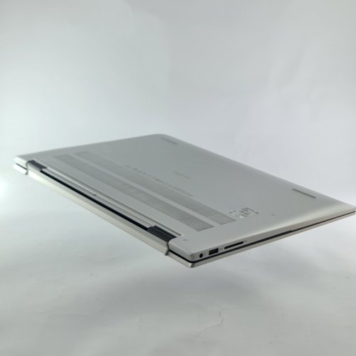 Ноутбук DELL Inspiron 16 USED ** (2Q00016598)
