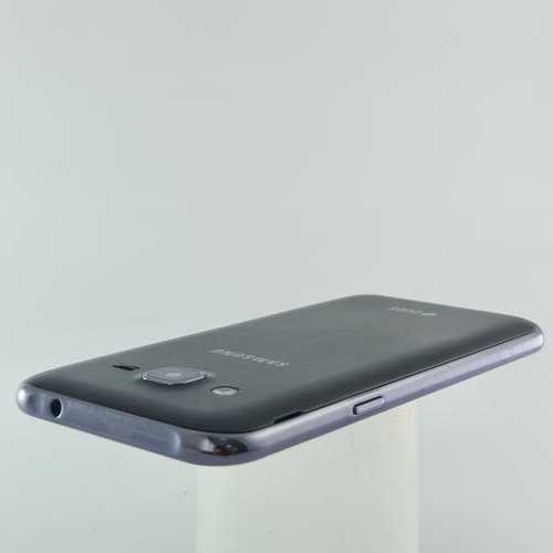 Смартфон Samsung Galaxy J2 8 GB Black USED **