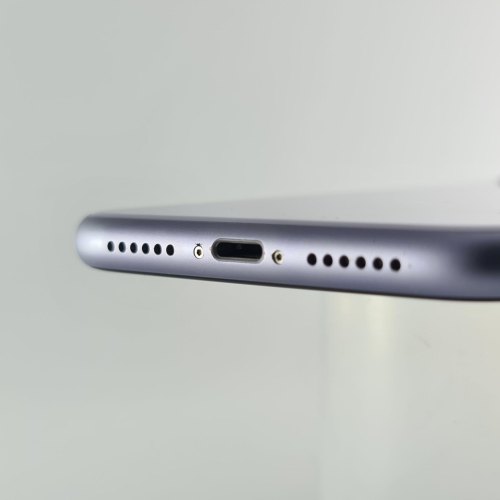 Смартфон Apple iPhone 11 64 GB Purple USED **