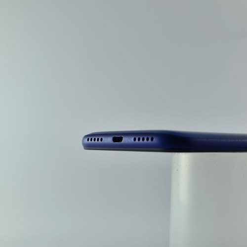 Смартфон Xiaomi Redmi 7 32 GB Comet Blue USED **