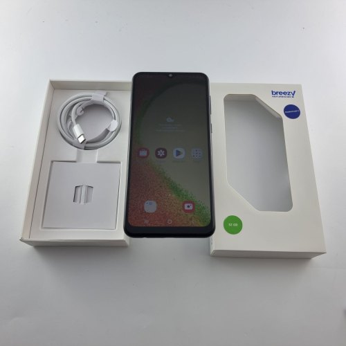 Смартфон Samsung Galaxy A04 32 GB Black USED **
