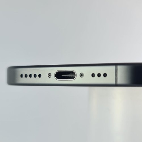 Смартфон Apple iPhone 16 Pro 256 GB Black Titanium USED **