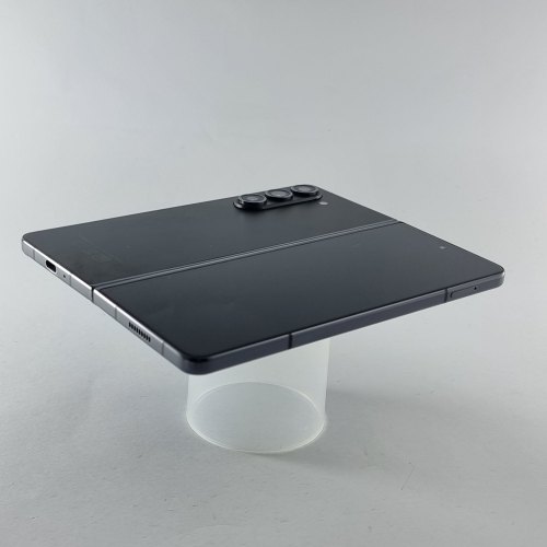 Смартфон Samsung Galaxy Z Fold 5 512 GB Black USED **