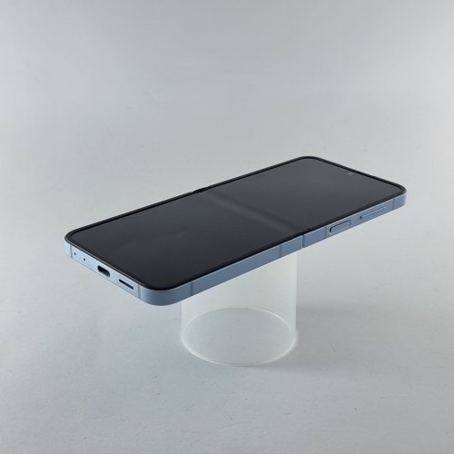 Смартфон Samsung Galaxy Z Flip 6 256 GB Blue USED **