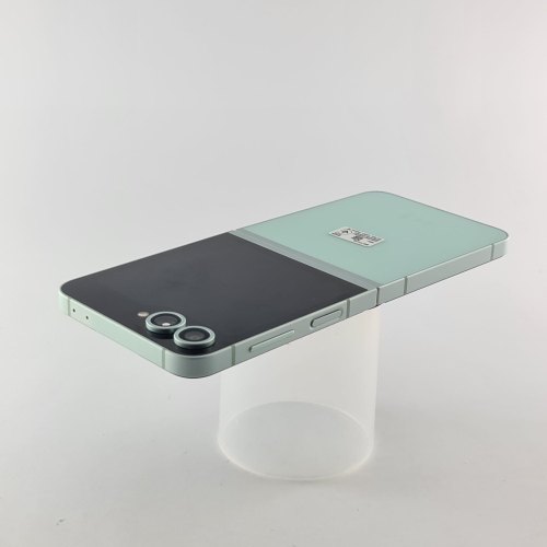 Смартфон Samsung Galaxy Z Flip 6 256 GB Mint USED **